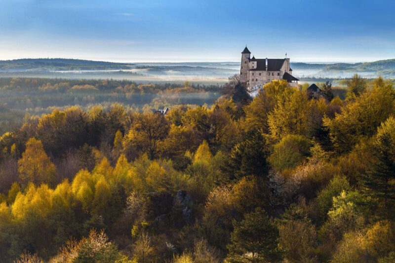 Camping Nasza Dolina Camper Park Pieskowa Skala Pole Namiotowe Ojcow Szlak Orlich Gniazd Maczuga Herkulesa Pustynia Bledowska Krakow Wieliczka Oswiecim Energylandia Inwald Zator camper namiot przyczepa